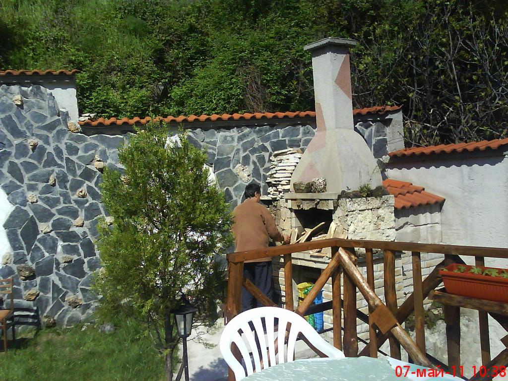Guest House Perla Bačkovo Esterno foto