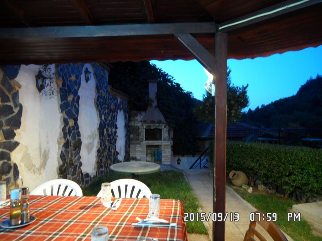 Guest House Perla Bačkovo Esterno foto