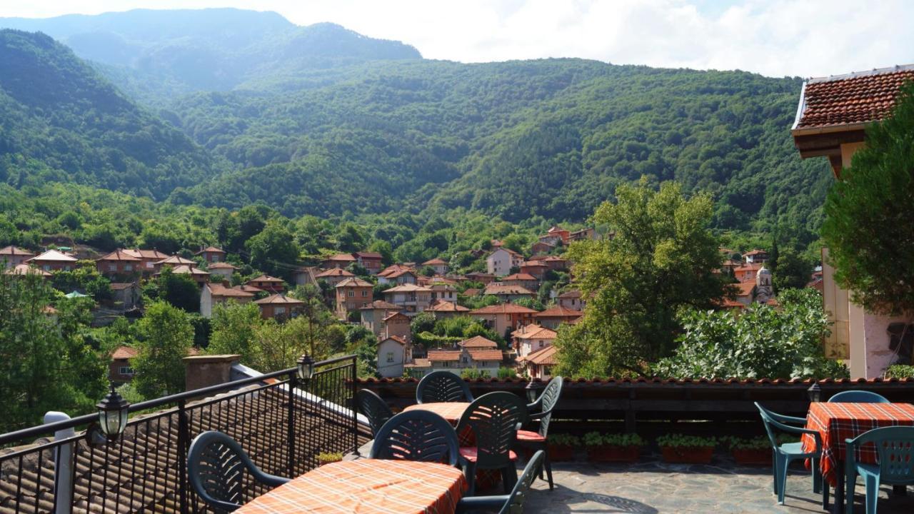 Guest House Perla Bačkovo Esterno foto