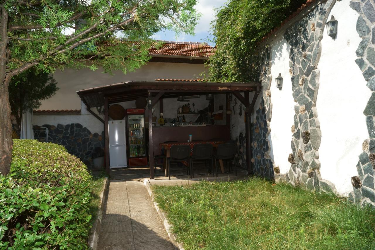 Guest House Perla Bačkovo Esterno foto