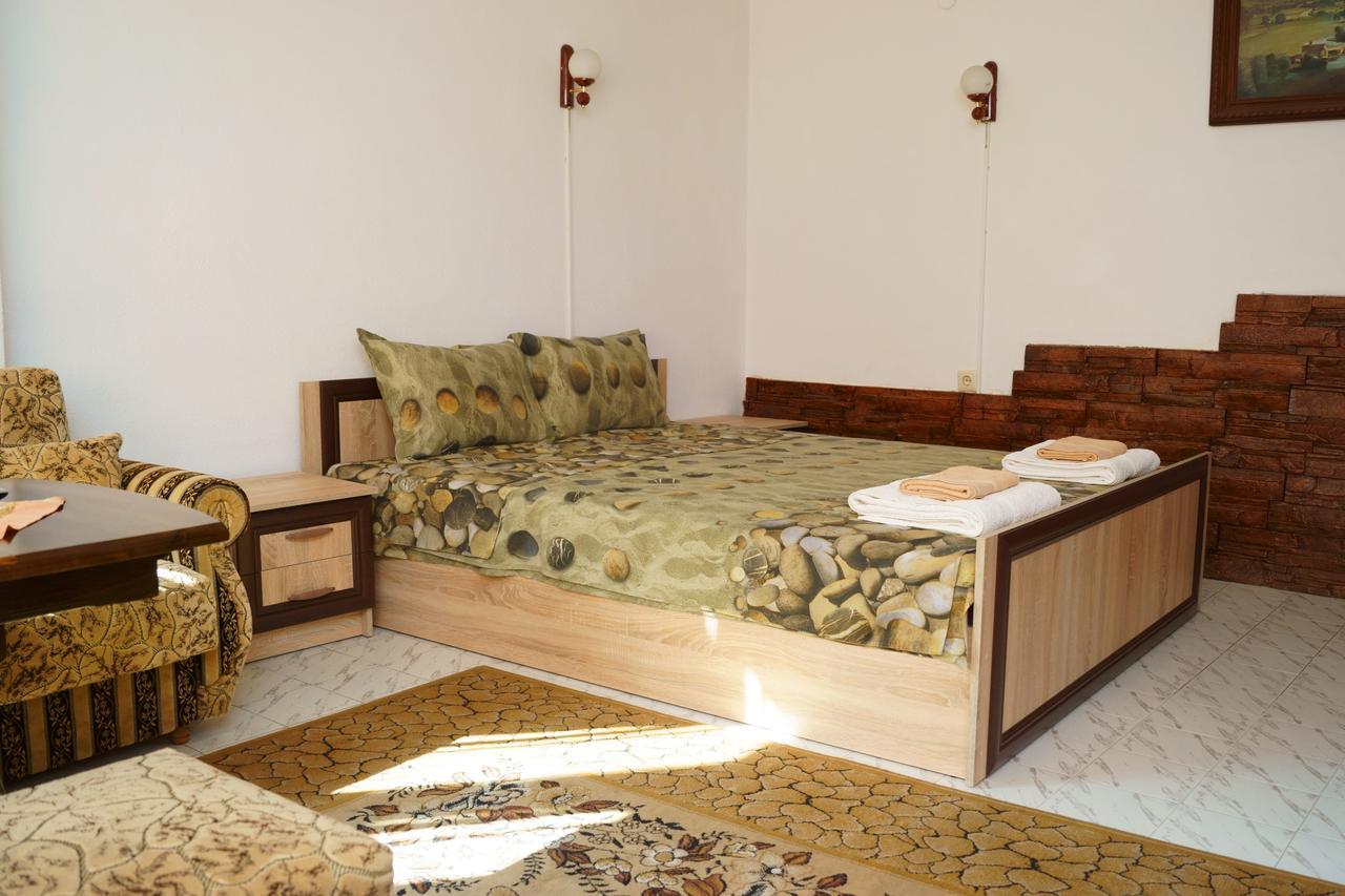 Guest House Perla Bačkovo Esterno foto